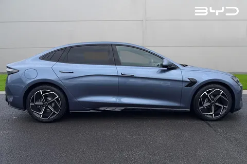 BYD SEAL 82.5kWh Excellence Auto AWD 4dr Thumbnail #4