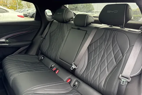 BYD SEAL 82.5kWh Excellence Auto AWD 4dr Thumbnail #14