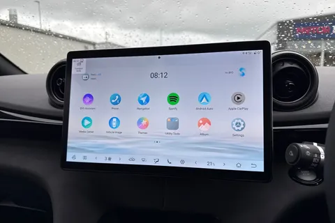 BYD Dolphin 60.48kWh Comfort Auto 5dr Thumbnail #12