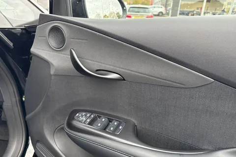 BYD Dolphin 60.48kWh Comfort Auto 5dr Thumbnail #18