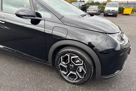 BYD Dolphin 60.48kWh Comfort Auto 5dr Thumbnail #36