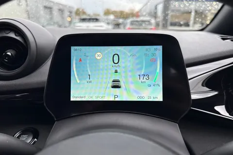 BYD Dolphin 60.48kWh Comfort Auto 5dr Thumbnail #38