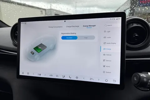 BYD Dolphin 60.48kWh Comfort Auto 5dr Thumbnail #50