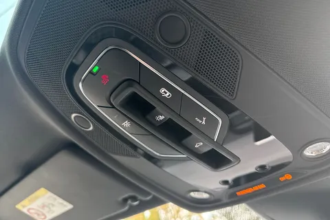 LV20LRO Audi Q5 2.0 TFSIe 50 Black Edition S Tronic quattro Euro 6 (s/s) 5dr 14.1kWh Thumbnail #30