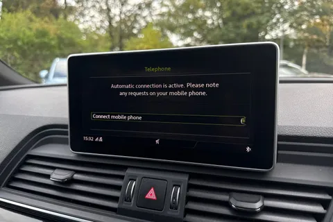 LV20LRO Audi Q5 2.0 TFSIe 50 Black Edition S Tronic quattro Euro 6 (s/s) 5dr 14.1kWh Thumbnail #37