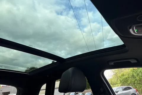 LV20LRO Audi Q5 2.0 TFSIe 50 Black Edition S Tronic quattro Euro 6 (s/s) 5dr 14.1kWh Thumbnail #38