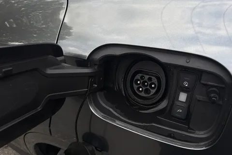 LV20LRO Audi Q5 2.0 TFSIe 50 Black Edition S Tronic quattro Euro 6 (s/s) 5dr 14.1kWh Thumbnail #45