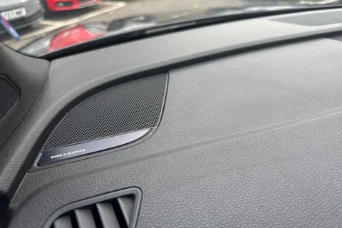 LV20LRO Audi Q5 2.0 TFSIe 50 Black Edition S Tronic quattro Euro 6 (s/s) 5dr 14.1kWh Thumbnail #52