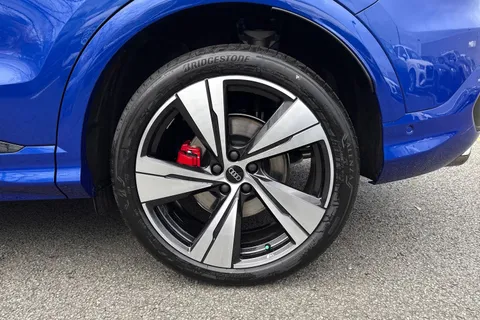  Audi SQ5 3.0 TFSI S Edition 1 S Tronic quattro Euro 6 (s/s) 5dr Thumbnail #12