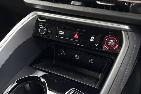  Audi SQ5 3.0 TFSI S Edition 1 S Tronic quattro Euro 6 (s/s) 5dr Thumbnail #38