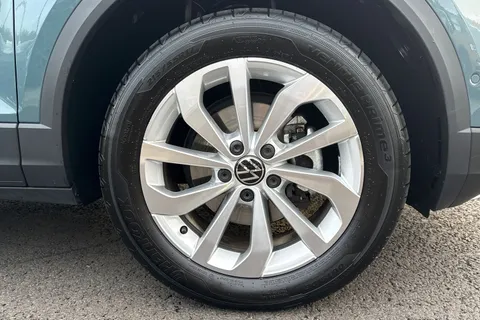 GF25UXB Volkswagen T-Roc 1.5 TSI Match 5dr DSG Thumbnail #10