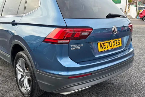 KE70XZS Volkswagen Tiguan Allspace 2.0 TDI Match Euro 6 (s/s) 5dr Thumbnail #8