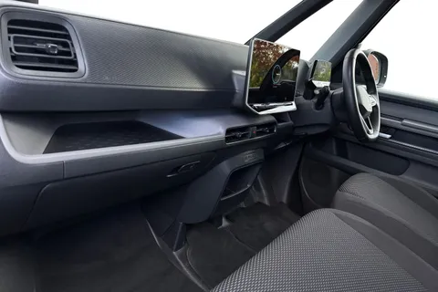 YB74MVV Volkswagen Id. Buzz Cargo 210kW Commerce Plus 79kWh Auto Thumbnail #9