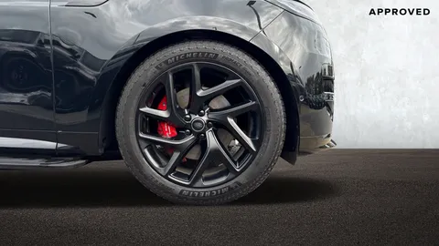 DN25FTT Land Rover Range Rover Sport 3.0 P460e Edition 5dr Thumbnail #9