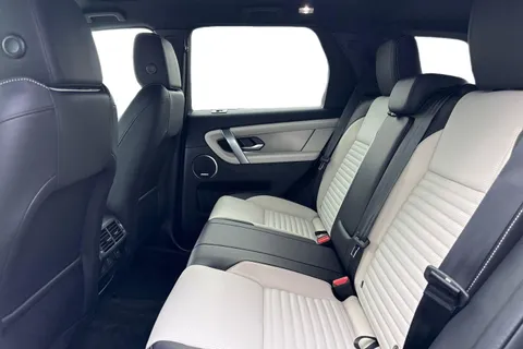 Land Rover Discovery Sport 2.0 D165 MHEV Dynamic SE Auto 4WD Euro 6 (s/s) 5dr Thumbnail #5