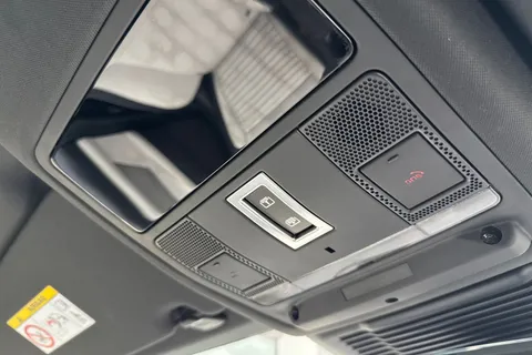 Land Rover Discovery Sport 2.0 D165 MHEV Dynamic SE Auto 4WD Euro 6 (s/s) 5dr Thumbnail #46