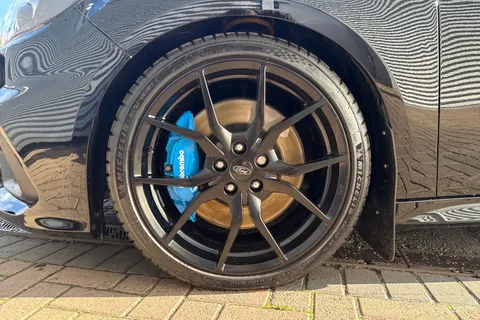 SA18EKY Ford Focus 2.3T EcoBoost RS Hatchback 5dr Petrol Manual AWD Euro 6 (s/s) (350 ps) Thumbnail #11