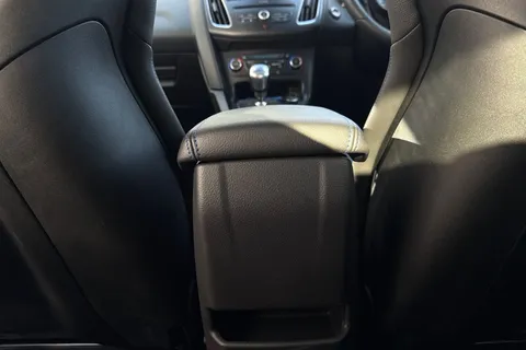 SA18EKY Ford Focus 2.3T EcoBoost RS Hatchback 5dr Petrol Manual AWD Euro 6 (s/s) (350 ps) Thumbnail #26