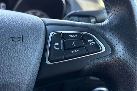 SA18EKY Ford Focus 2.3T EcoBoost RS Hatchback 5dr Petrol Manual AWD Euro 6 (s/s) (350 ps) Thumbnail #41