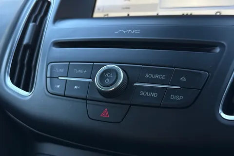 SA18EKY Ford Focus 2.3T EcoBoost RS Hatchback 5dr Petrol Manual AWD Euro 6 (s/s) (350 ps) Thumbnail #54