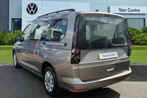 BT25KUD Volkswagen Caddy 2.0 TDI 122ps Maxi Life 7 Seat DSG 2025 Thumbnail #3