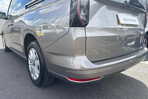 BT25KUD Volkswagen Caddy 2.0 TDI 122ps Maxi Life 7 Seat DSG 2025 Thumbnail #15