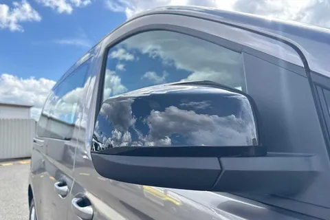 BT25KUD Volkswagen Caddy 2.0 TDI 122ps Maxi Life 7 Seat DSG 2025 Thumbnail #36