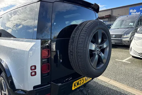 8 of 64 for Land Rover Defender 90 3.0 D250 MHEV X-Dynamic HSE Auto 4WD Euro 6 (s/s) 3dr