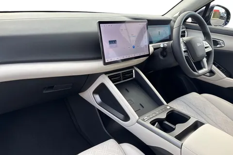 BYD ATTO 2 51.1kWh Boost Auto 5dr Thumbnail #9