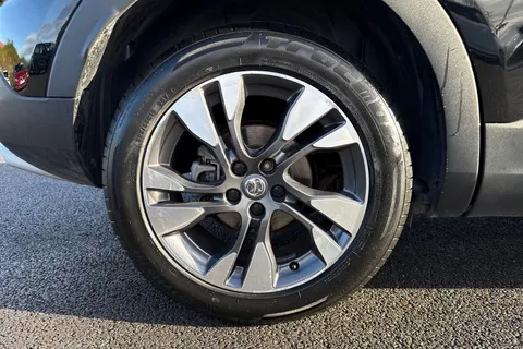 DF69KWX Vauxhall Grandland X 1.5 Turbo D SRi Nav Euro 6 (s/s) 5dr Thumbnail #11