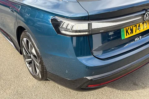 KW74TYV Volkswagen Id.7 210kW Match Pro 77kWh 5dr Auto | Heated Seats | Harman Kardon Thumbnail #8