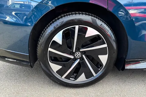 KW74TYV Volkswagen Id.7 210kW Match Pro 77kWh 5dr Auto | Heated Seats | Harman Kardon Thumbnail #11