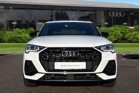 DG72BVF Audi Q3 Black Edition 35 TFSI  150 PS S tronic Thumbnail #7