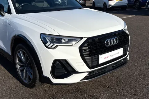 DG72BVF Audi Q3 Black Edition 35 TFSI  150 PS S tronic Thumbnail #10