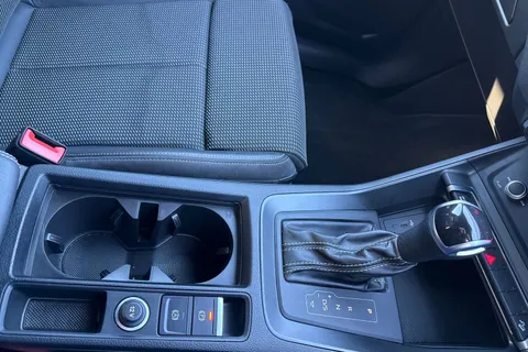 DG72BVF Audi Q3 Black Edition 35 TFSI  150 PS S tronic Thumbnail #24