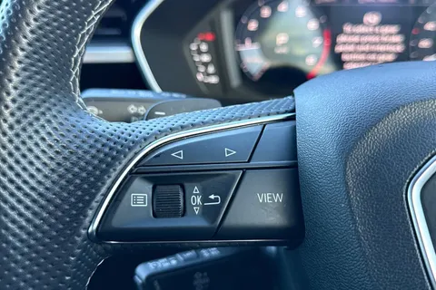 DG72BVF Audi Q3 Black Edition 35 TFSI  150 PS S tronic Thumbnail #27