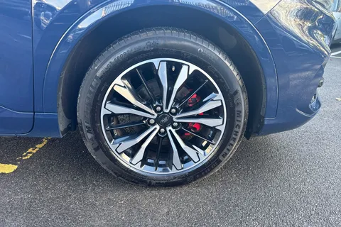 YR22LHL Ford Kuga 2.5 Duratec 14.4kWh ST-Line X Edition CVT Euro 6 (s/s) 5dr Thumbnail #23