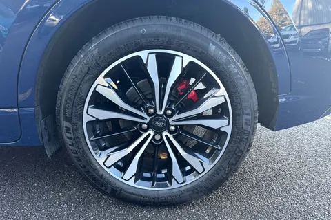 YR22LHL Ford Kuga 2.5 Duratec 14.4kWh ST-Line X Edition CVT Euro 6 (s/s) 5dr Thumbnail #25