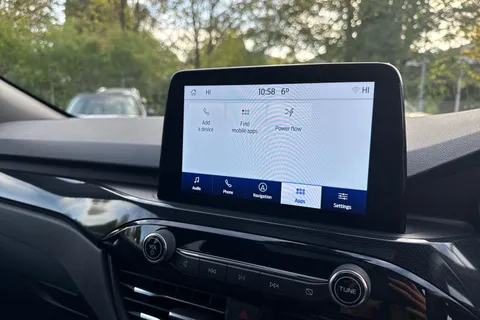 YR22LHL Ford Kuga 2.5 Duratec 14.4kWh ST-Line X Edition CVT Euro 6 (s/s) 5dr Thumbnail #35