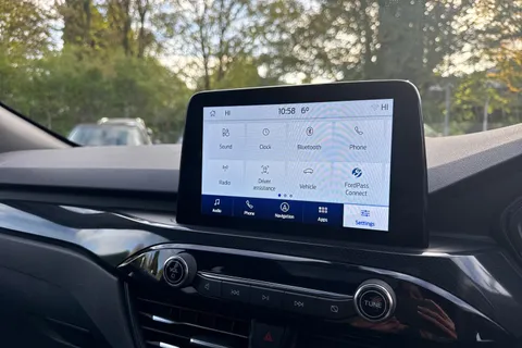 YR22LHL Ford Kuga 2.5 Duratec 14.4kWh ST-Line X Edition CVT Euro 6 (s/s) 5dr Thumbnail #36