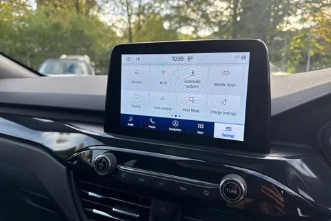 YR22LHL Ford Kuga 2.5 Duratec 14.4kWh ST-Line X Edition CVT Euro 6 (s/s) 5dr Thumbnail #37