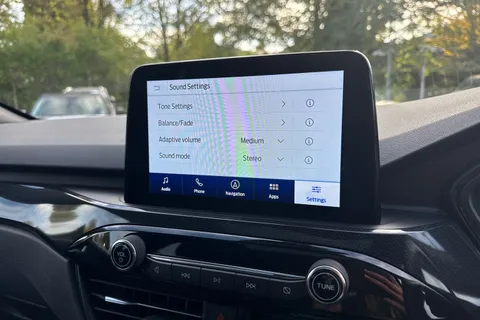 YR22LHL Ford Kuga 2.5 Duratec 14.4kWh ST-Line X Edition CVT Euro 6 (s/s) 5dr Thumbnail #38