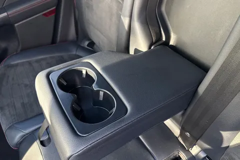 YR22LHL Ford Kuga 2.5 Duratec 14.4kWh ST-Line X Edition CVT Euro 6 (s/s) 5dr Thumbnail #48