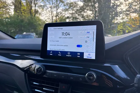 YR22LHL Ford Kuga 2.5 Duratec 14.4kWh ST-Line X Edition CVT Euro 6 (s/s) 5dr Thumbnail #52