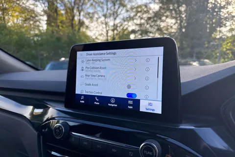 YR22LHL Ford Kuga 2.5 Duratec 14.4kWh ST-Line X Edition CVT Euro 6 (s/s) 5dr Thumbnail #53