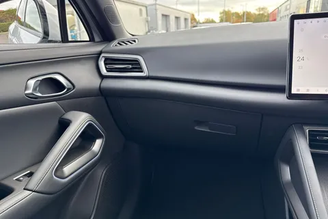 BYD ATTO 2 51.1kWh Boost Auto 5dr Thumbnail #15