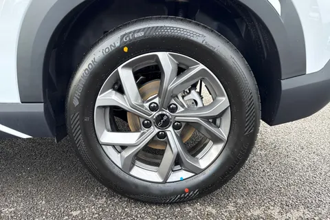 BYD ATTO 2 51.1kWh Boost Auto 5dr Thumbnail #23