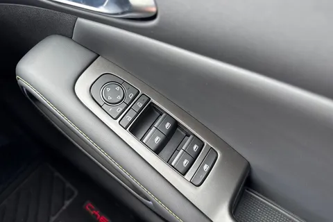 BYD ATTO 2 51.1kWh Boost Auto 5dr Thumbnail #46