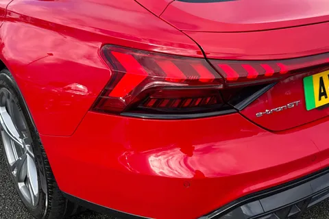 AV73HHM Audi e-tron GT 93.4kWh Auto quattro 4dr Thumbnail #8