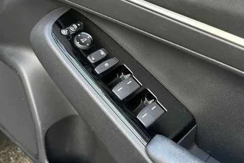 FX72OMG Honda HR-V 1.5 eHEV Advance 5dr CVT Thumbnail #24